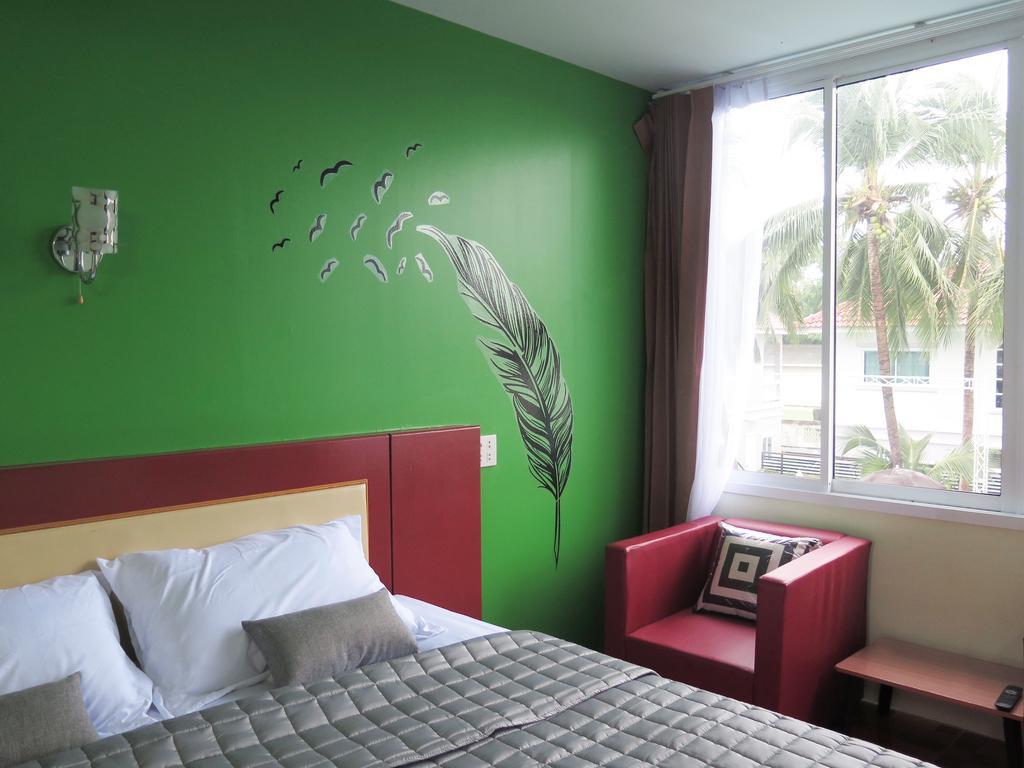 Your Place Inn Сурин Экстерьер фото